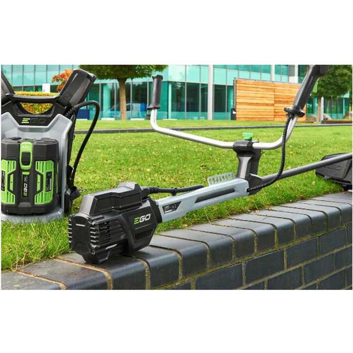 Débroussailleuse PRO EGO bcx3800 tête de 38cm guidon double 6.5kg
